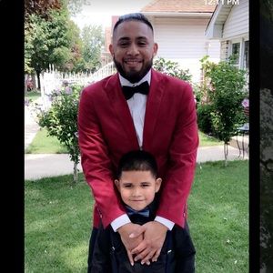 Meet your Posher, Cesar